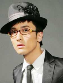 王传君(Eric Wang)上海时装周走秀照性感图片图集