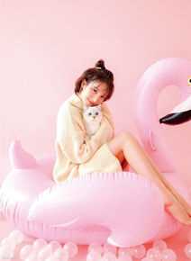 金晨(Gina)【宠物世界】性感图片壁纸