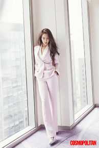 最全宋智孝(Song Ji Hyo<i>（艺名）</i>、 、Cheon Seong Im<i>（出生名）</i>、 、Cheon su-yeon<i>（现用名）</i>)在《Coopolitan》中的壁纸