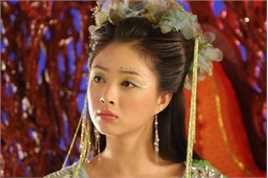 蒋欣(Rulu)在《欢天喜地七仙女》绿儿中的