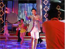 2010年参加上海东方卫视综艺节目