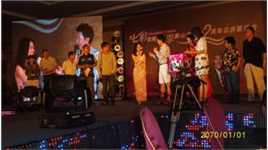 参加“唐山七彩云南两周年庆”