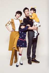 陆毅(Lu Yi)一家四口性感图片图集