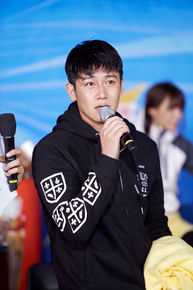 最新陆毅(Lu Yi)在《中韩梦之队》中的壁纸