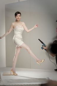 周慧敏(Chow Wai Man、Vivian Chow)主演艺术照前后照片