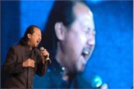 腾格尔(Tengri；Тэнгэр)演唱会图册