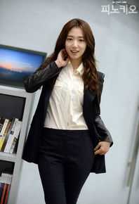 最新朴信惠((韩)、Park Shin Hye(罗马)、パク-シネ(日))在《匹诺曹》崔仁荷中的壁纸