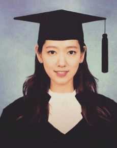 朴信惠((韩)、Park Shin Hye(罗马)、パク-シネ(日))参加毕业典礼生活照相册