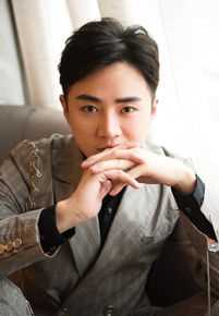 最全余少群素颜照