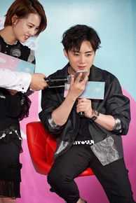 余少群活动照性感图片壁纸