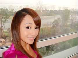 曹颖(Cao Ying)在代言《奥维丝丽》中的