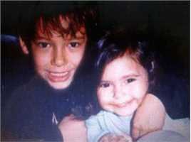 妮娜·杜波夫(Nina Dobrev)早年生活照