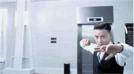 最优质张晋(Max Zhang)在《杀破狼2》饰典狱长高晋中的相册