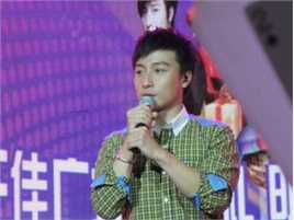 方力申(Alex Fong)2010张敬轩歌友会图片图集