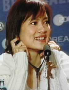 陈湘琪出席活动壁纸壁纸