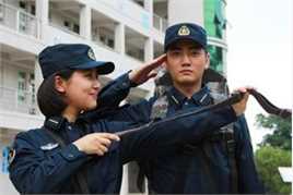 最新洪连城在《天生要完美》中的壁纸