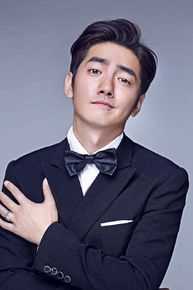 最新洪连城性感图片