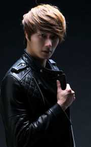 丁一宇(JungilWoo)笑靥如花性感图片壁纸