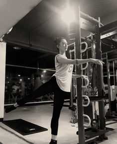 苗苗(Vivi) 练舞照片生活照相册