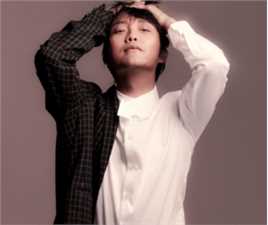 最新李玉刚性感图片