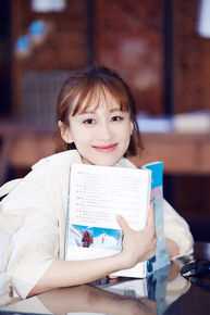 练练生活照壁纸壁纸