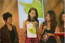 萧蔷(Stephanie)2013最新活动照素颜照壁纸