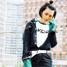 周笔畅(BiBi Zhou)FireBible生活照相册