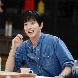 郑容和(/Jung Yong Hwa/ジョンヨンファ)中国综艺节目前后照片