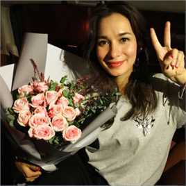 卢靖姗(Celina Jade)生活照图册