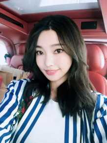 童菲(Kimmy)生活照壁纸壁纸