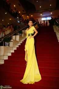 巩新亮(Miumiu)出席活动前后照片