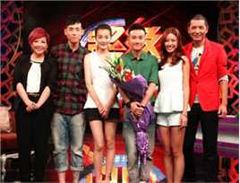 最新刘欢(Liu Huan)在参加《超级访问》录制中的图集