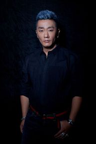 韩朴俊(expectantly)最新壁纸