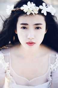 最新张辛苑壁纸