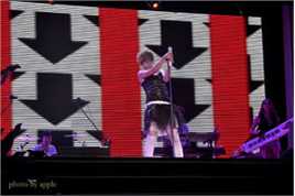 谭维维(Sitar tan)20100817世博音乐会性感图片图集