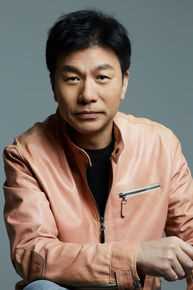 刘冠军新照前后照片