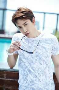 披拉·尼迪裴善官(   /Pirat Nitipaisalkul)高清Mike杂志图册图集