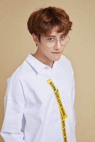 最全披拉·尼迪裴善官(   /Pirat Nitipaisalkul)壁纸