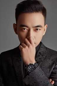 最优质夏德俊生活照