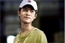 最新秦俊杰在《网球王子》龙马中的壁纸