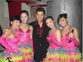 龙方(Fong Lung)的生活照素颜照相册