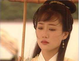 高清梁小冰(Noel Leung)在《圆月弯刀》青青中的图集