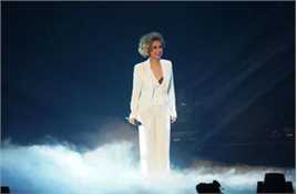 甄妮(Jenny Tseng)2013年12月6日“非”台北云顶演唱会壁纸壁纸