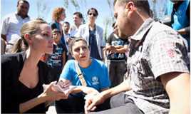 最全安吉丽娜·朱莉(Angelina Jolie)精彩图册