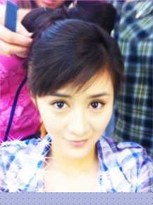 黄千格(SARENA)生活照