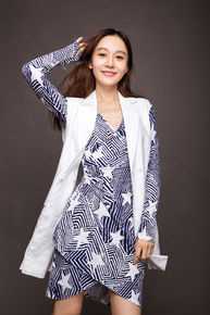 胡睿时尚大片素颜照壁纸