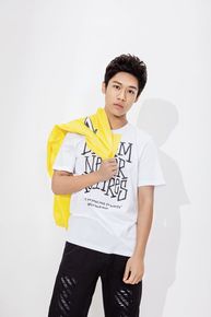 魏子涵最新个人图集