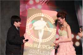 梁咏琪(GiGi ，Leung Wing Kei)出席活动素颜照相册