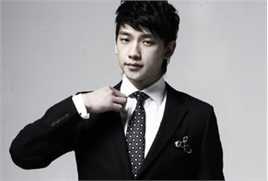 郑智薰(英文名:Rain 韩文名：  罗马拼音：Jung Ji Hoon)饭制素颜照相册
