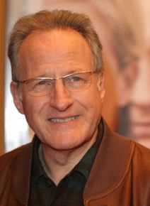 最优质迈克尔·曼(Michael Mann)素颜照